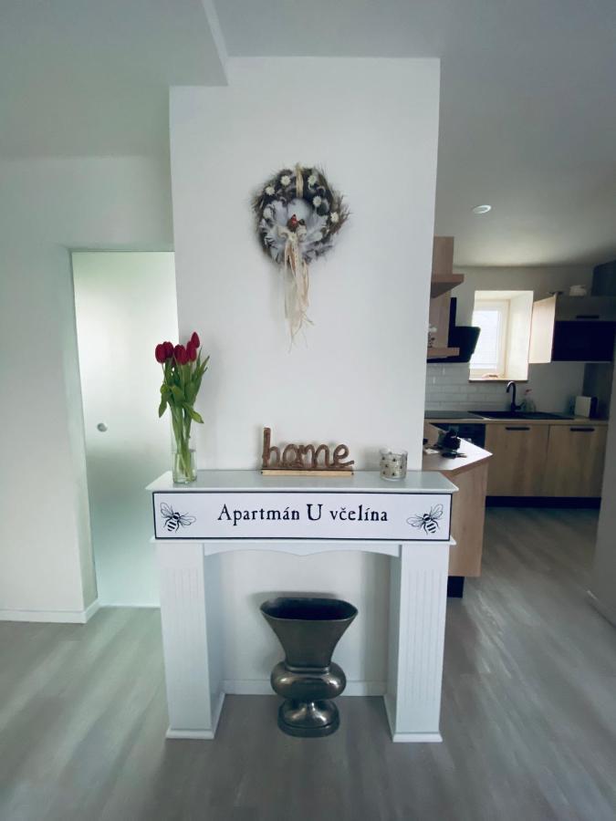 Apartman U Vcelina Chlumec nad Cidlinou Zewnętrze zdjęcie